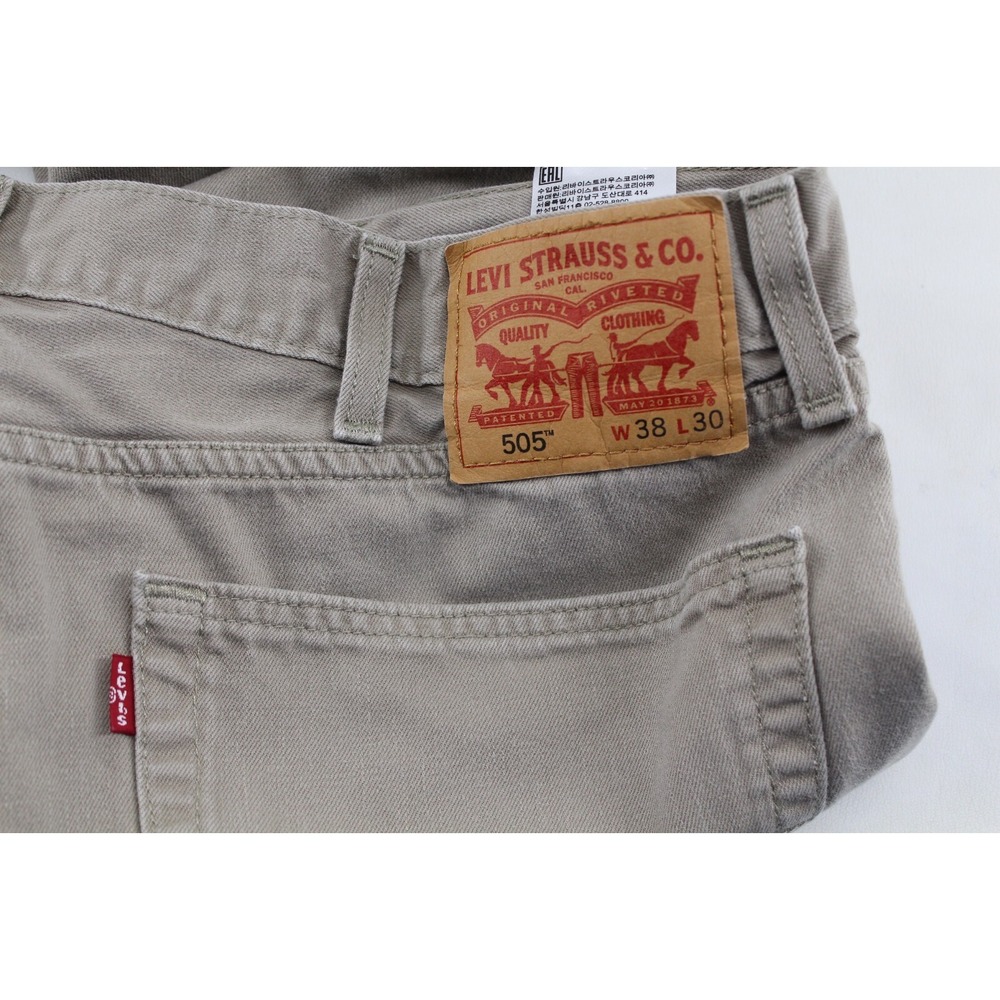 Levi's 505 Jeans Mens 38 x 30 Regular Fit Straight Leg Khaki Wash - Picture 3 of 8